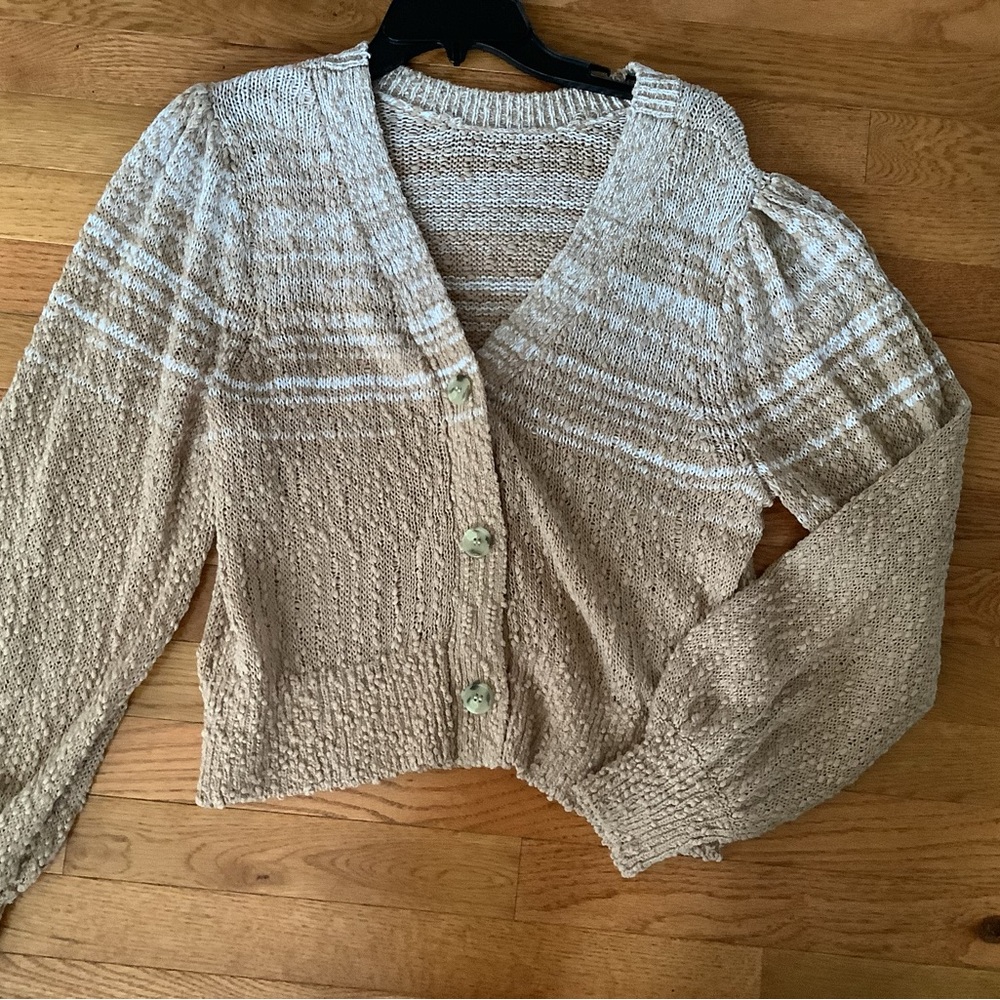 NWT J. Crew Cream/Tan Textured Cardigan sz L Long Puff Sleeves VNeck Unique Slub